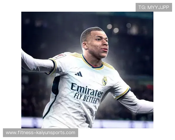 足球四号与三号球星争锋新纪元：谁将主宰未来足坛格局