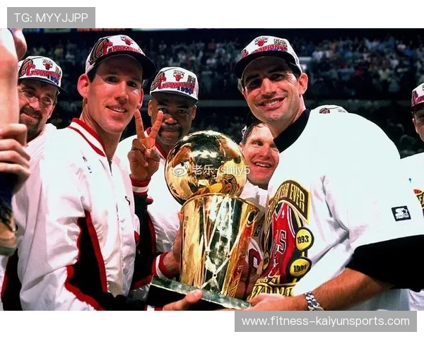 酷卡足球球星卡首发系列全新登场 经典球员卡片收藏必备